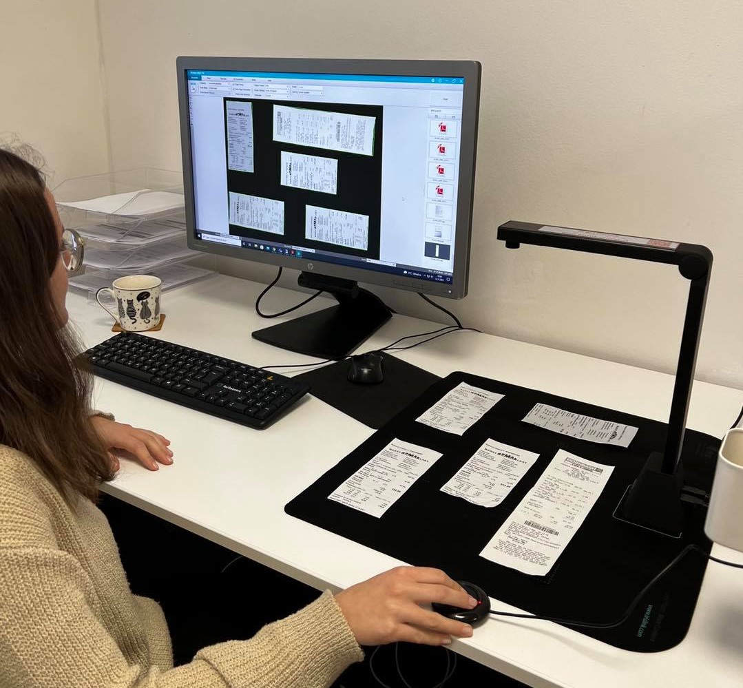 Nový &quot;kolega&quot; -  bezkontaktní skener IRIS